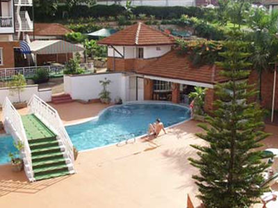 Mosa Court Apartments Кампала Экстерьер фото